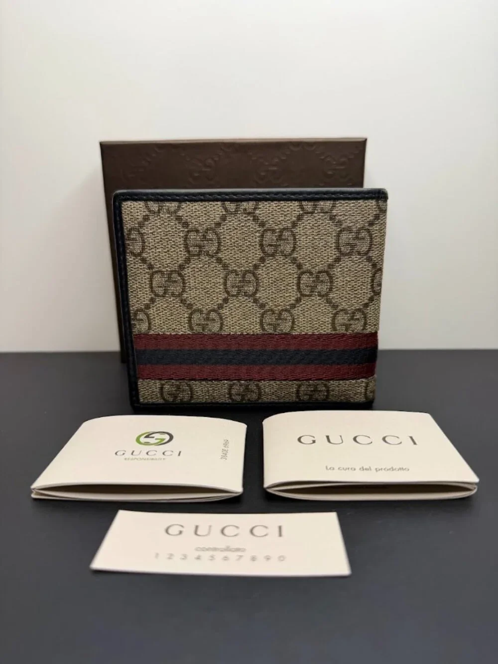 Gucci GG Supreme Web Bifold Leather Wallet w/ Box & Cards